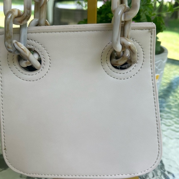 Authentic Studio 33-mini tote with
Marbled chain strap-Vegan leather in Ivory - Picture 2 of 9